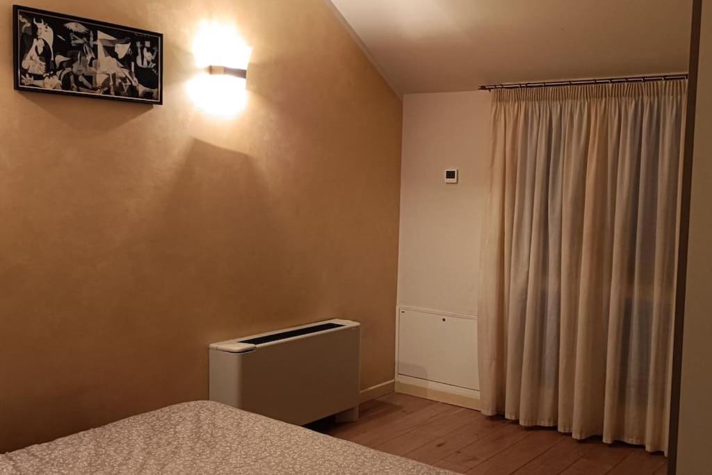 טימישוארה Central Terrace Escape With Jacuzzi מראה חיצוני תמונה